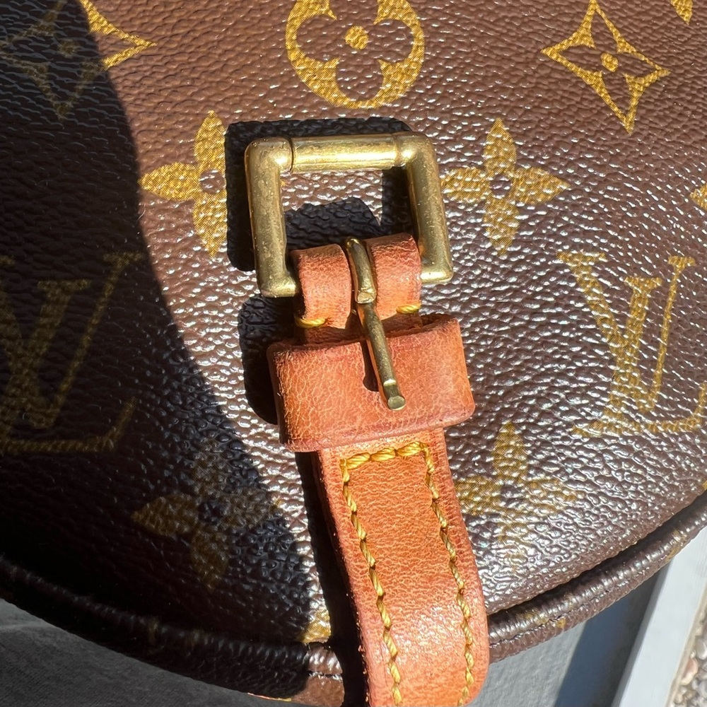 Louis Vuitton Chantilly PM - Picture 9 of 16